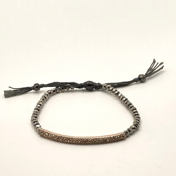 Stella and Dot Tribute Bracelet Grey Crystal Bead Rose Gold Tone Bar 6.5” - 8” - Picture 2 of 6